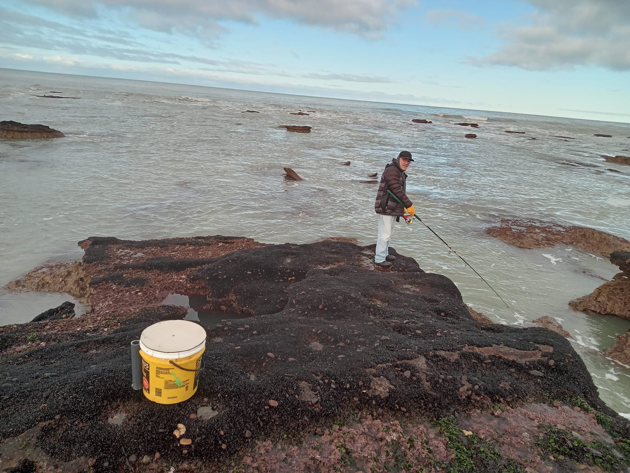 Pesca deportiva en múltiples playas
